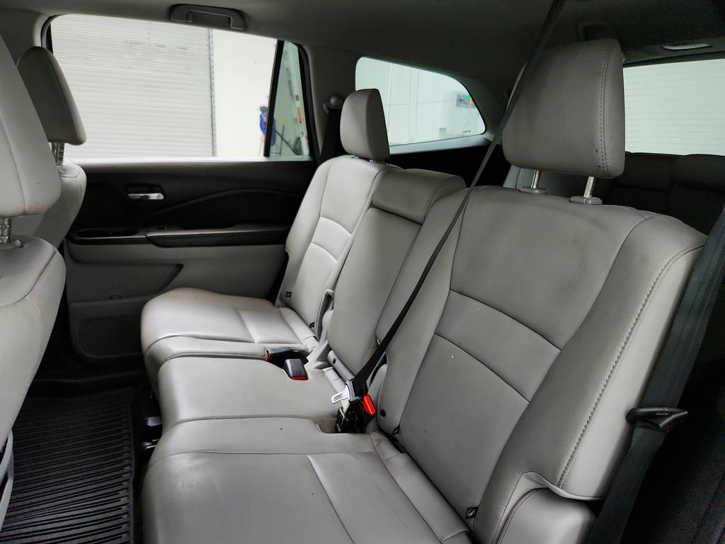 2017 Honda Pilot - $8,995