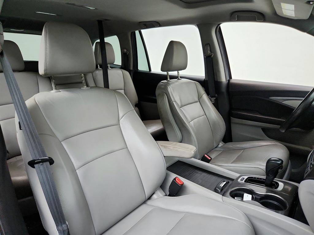 2017 Honda Pilot - $8,995
