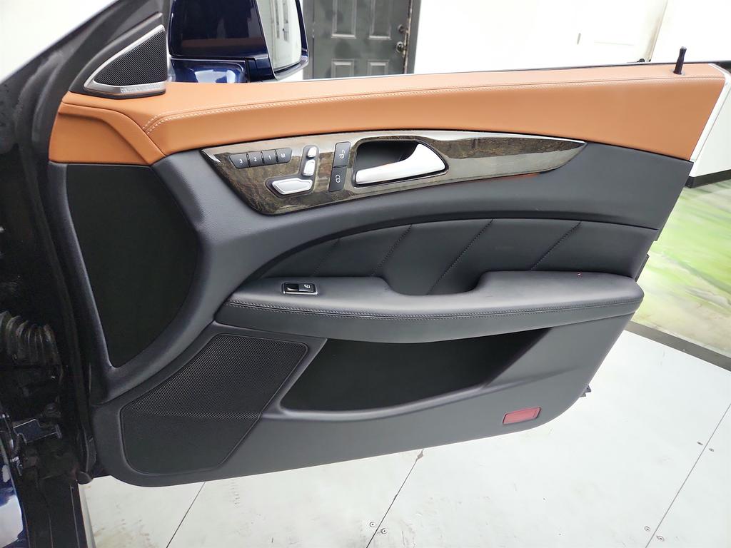 2016 Mercedes-Benz CLS-Class - $17,695
