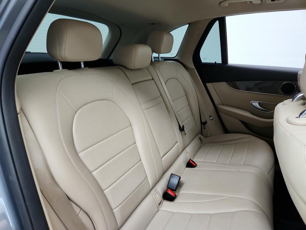 2018 Mercedes-Benz C-Class - $12,350