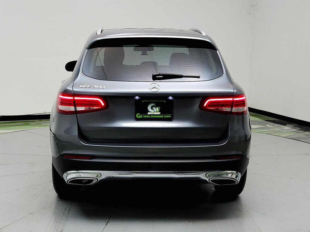 2018 Mercedes-Benz C-Class - $12,350
