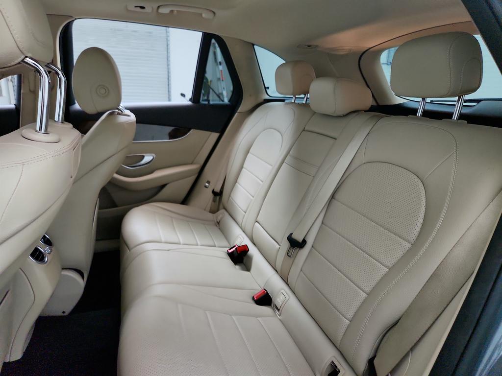 2018 Mercedes-Benz C-Class - $12,350