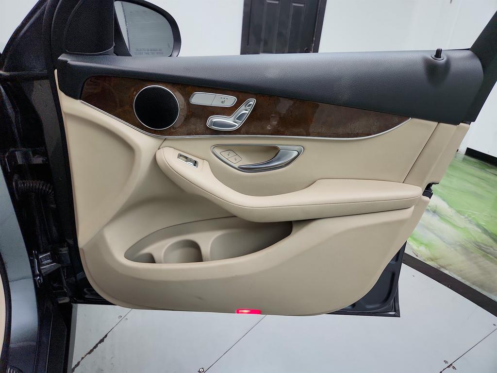 2018 Mercedes-Benz C-Class - $12,350