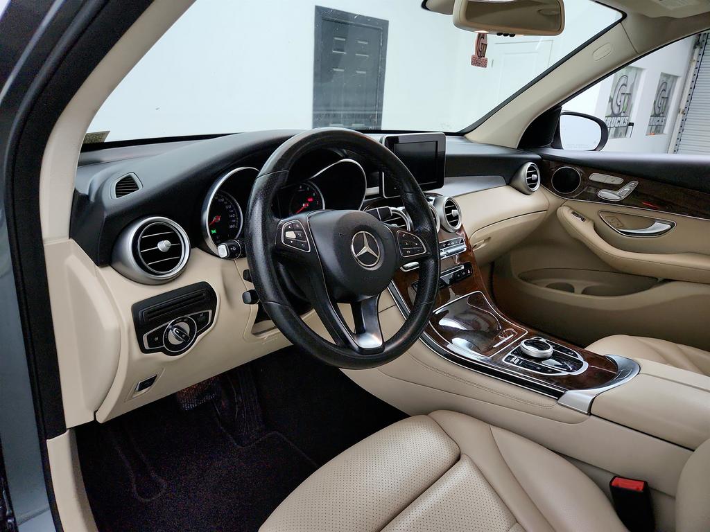 2018 Mercedes-Benz C-Class - $12,350