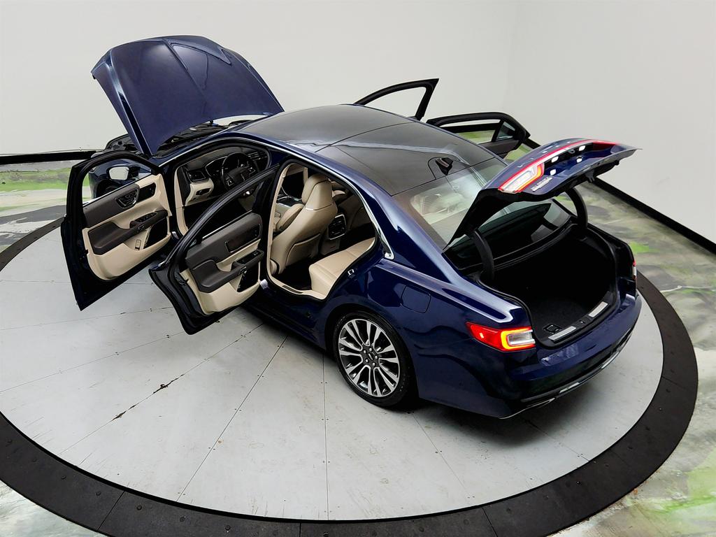 2018 Lincoln Continental - $10,350