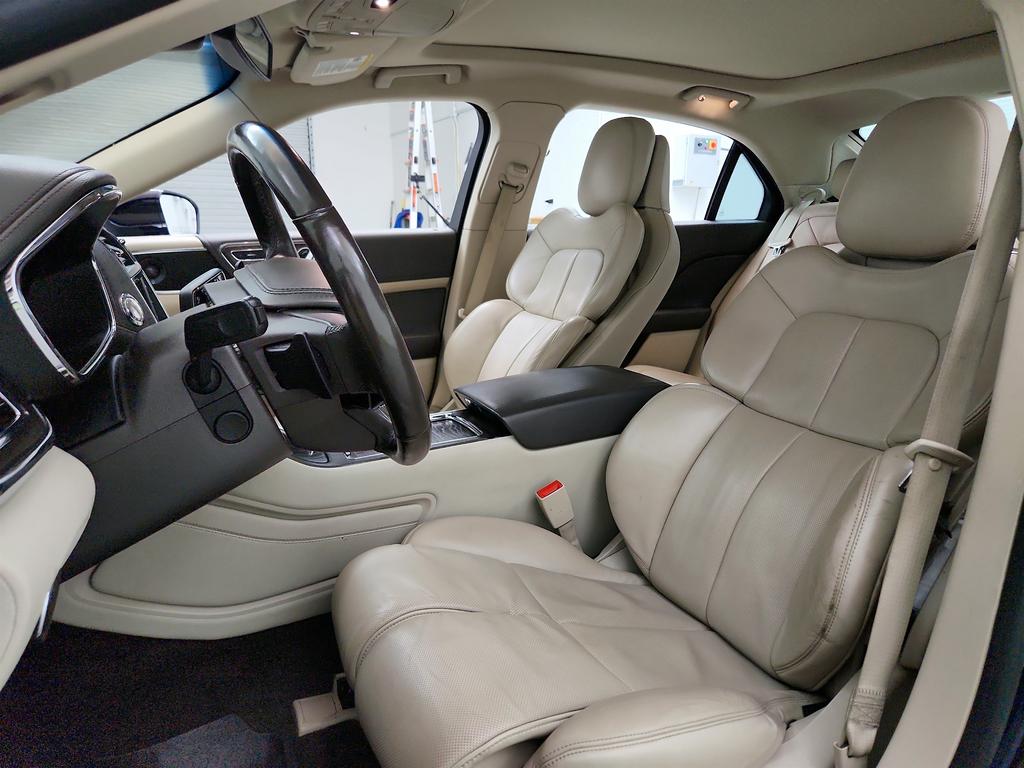 2018 Lincoln Continental - $10,350