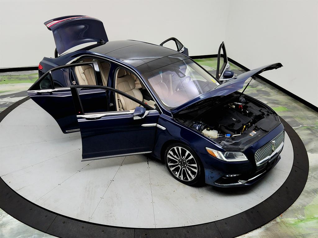 2018 Lincoln Continental - $10,350
