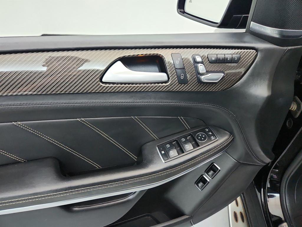2017 Mercedes-Benz GLS - $23,550