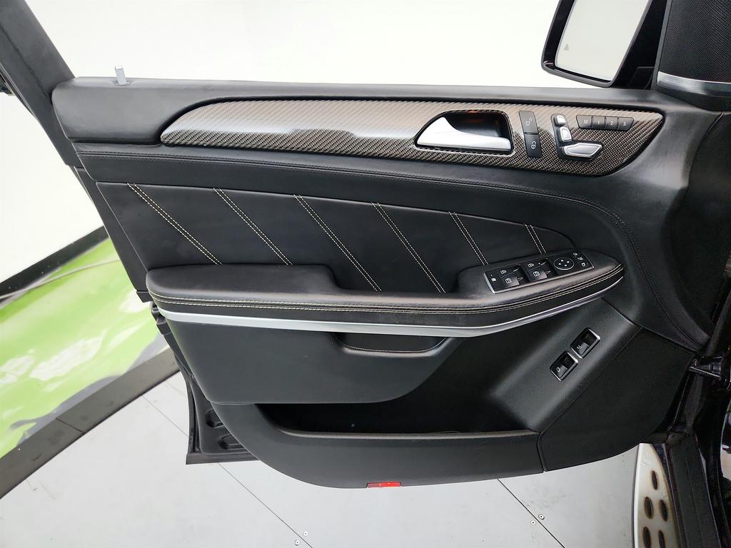2017 Mercedes-Benz GLS - $23,550
