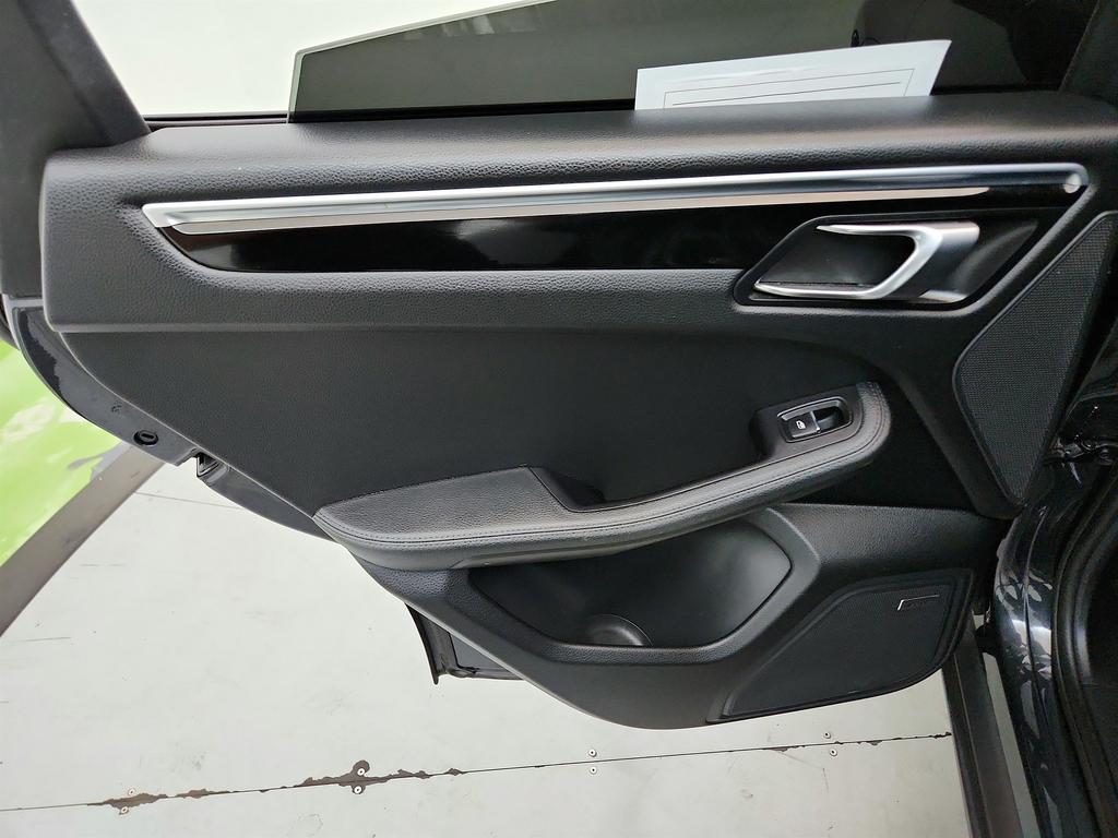2017 Porsche Macan - $11,350