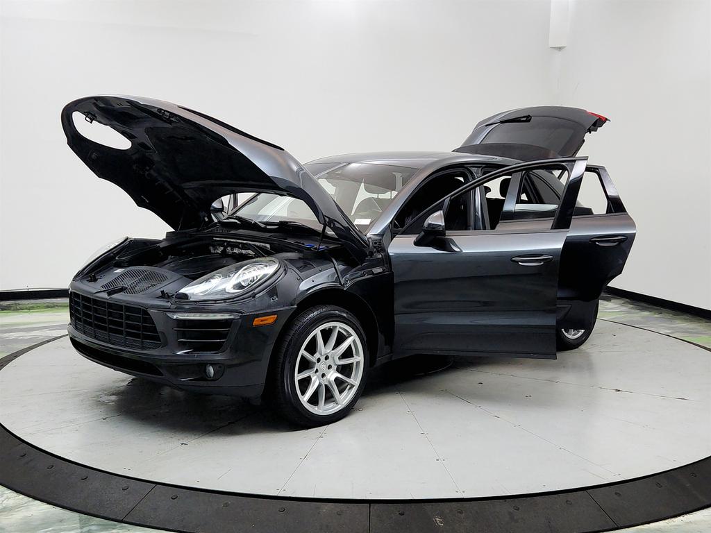 2017 Porsche Macan - $11,350