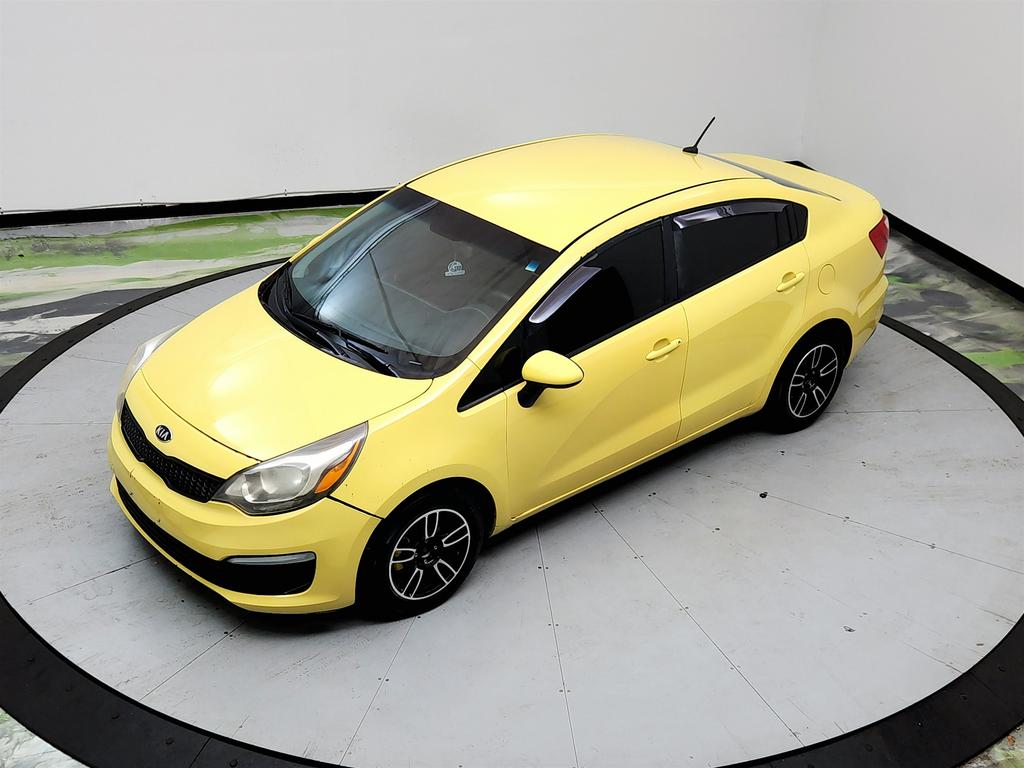 2016 Kia Rio - $2,650