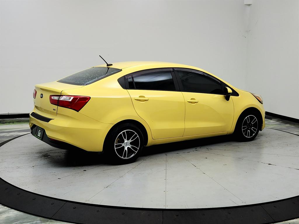 2016 Kia Rio - $2,650