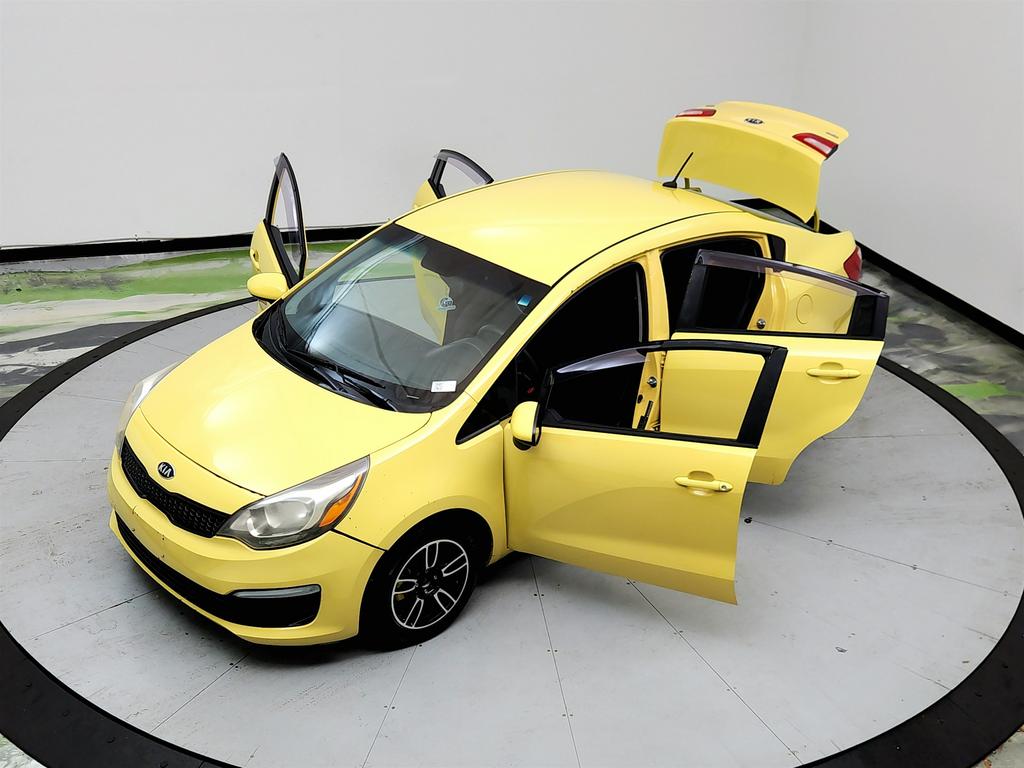 2016 Kia Rio - $2,650
