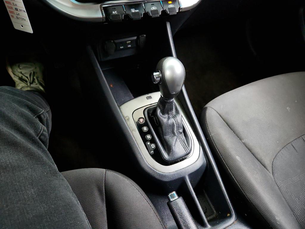 2016 Kia Rio - $2,650
