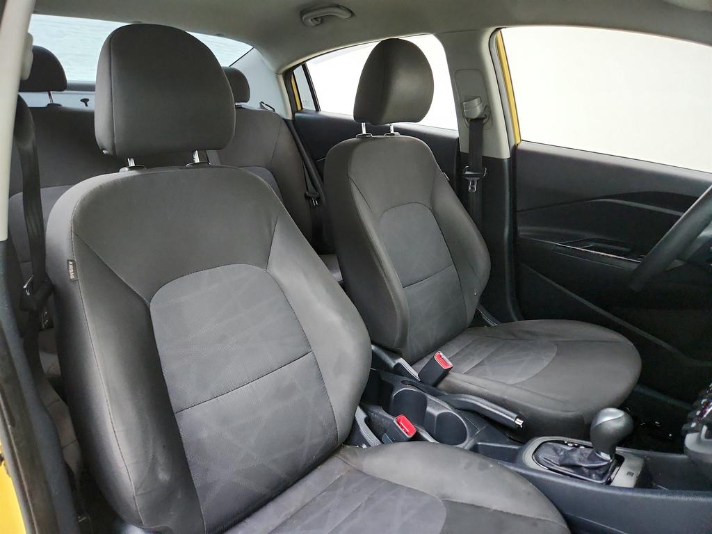 2016 Kia Rio - $2,650