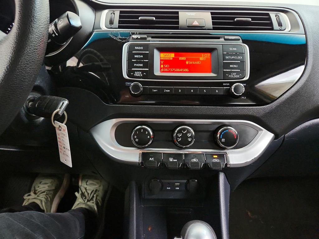 2016 Kia Rio - $2,650