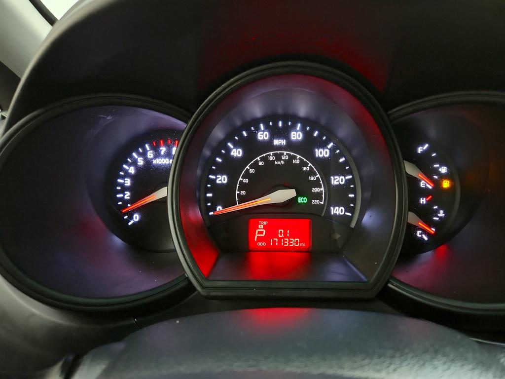 2016 Kia Rio - $2,650