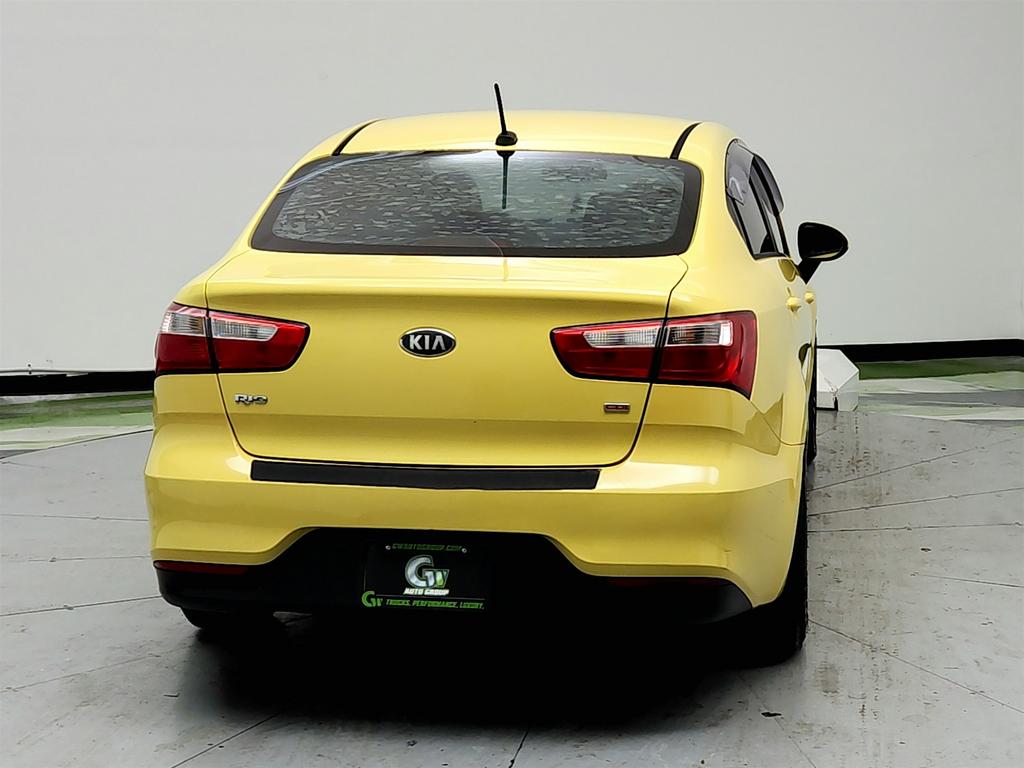 2016 Kia Rio - $2,650