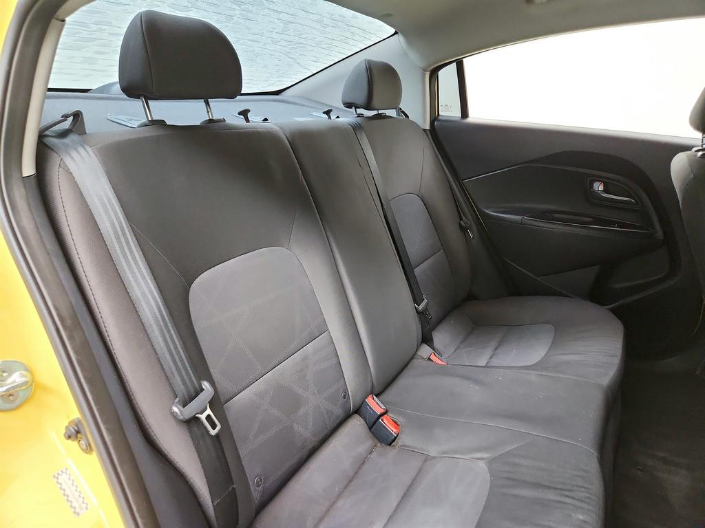 2016 Kia Rio - $2,650