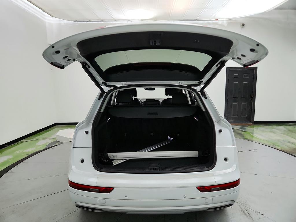 2020 Audi Q5 - $15,850