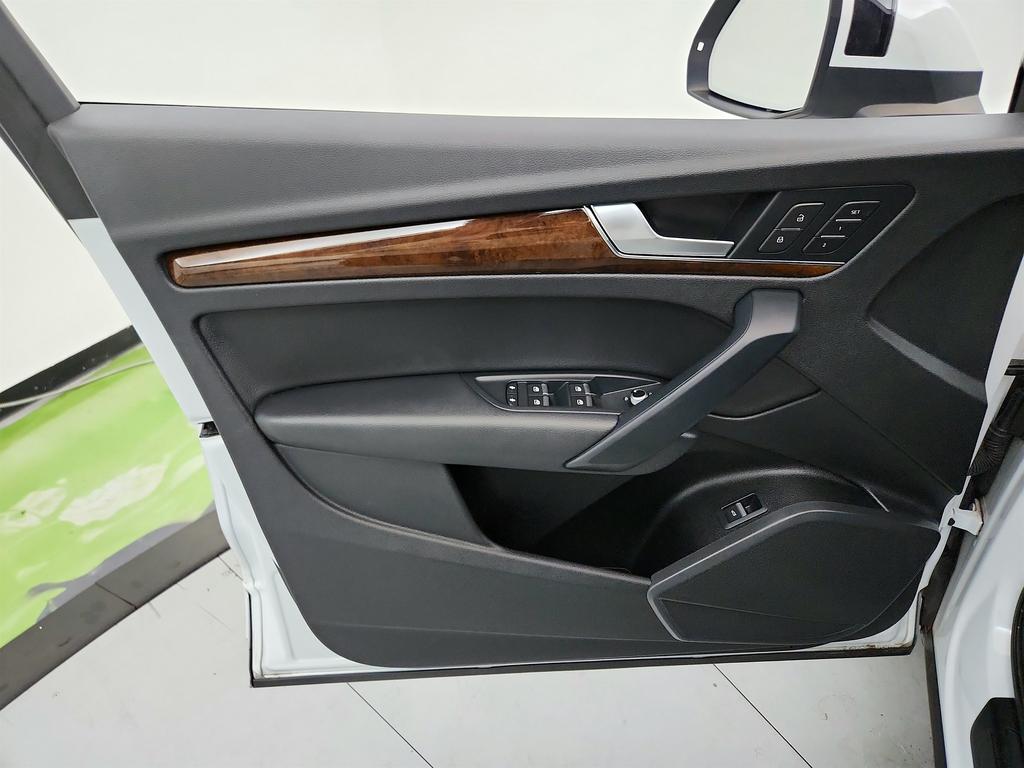 2020 Audi Q5 - $15,850