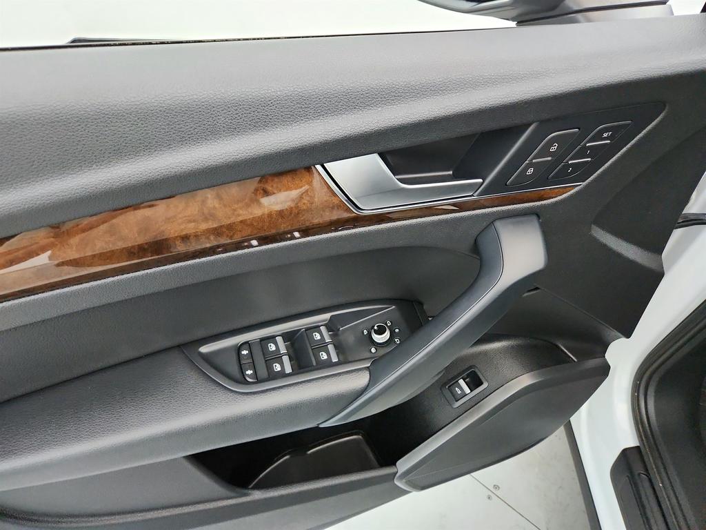 2020 Audi Q5 - $15,850