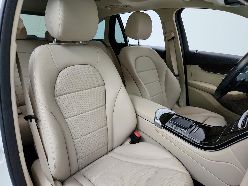 2021 Mercedes-Benz C-Class - $20,895