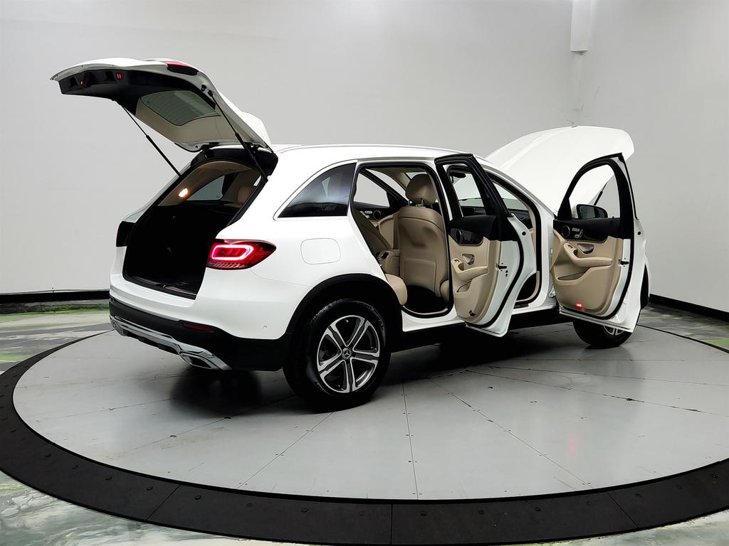 2021 Mercedes-Benz C-Class - $20,895
