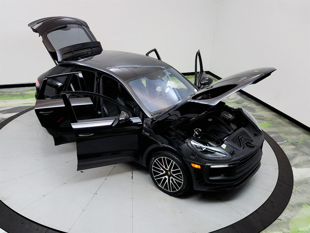 2022 Porsche Macan - $46,650