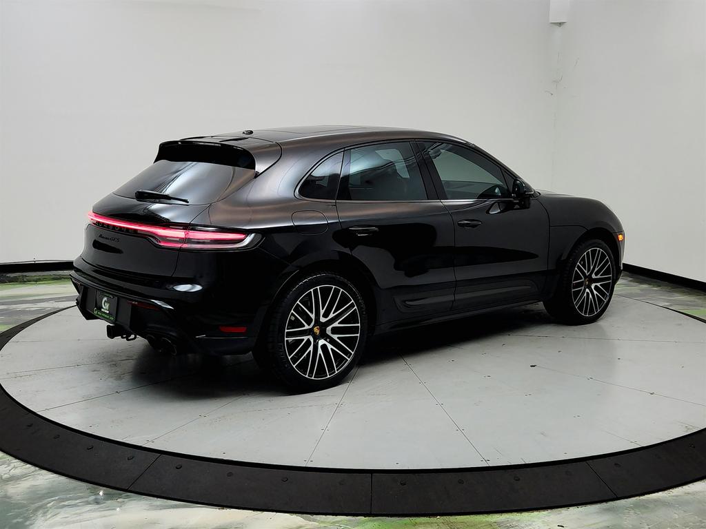 2022 Porsche Macan - $46,650