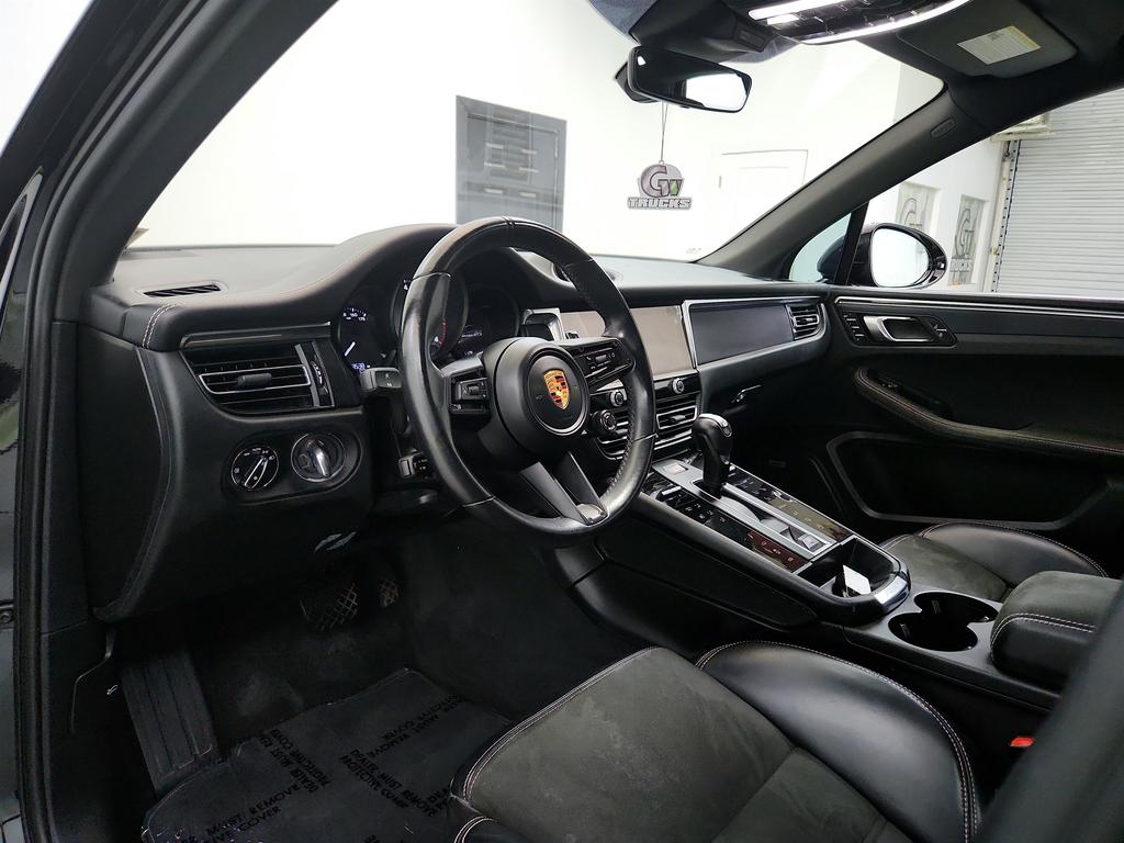 2022 Porsche Macan - $46,650