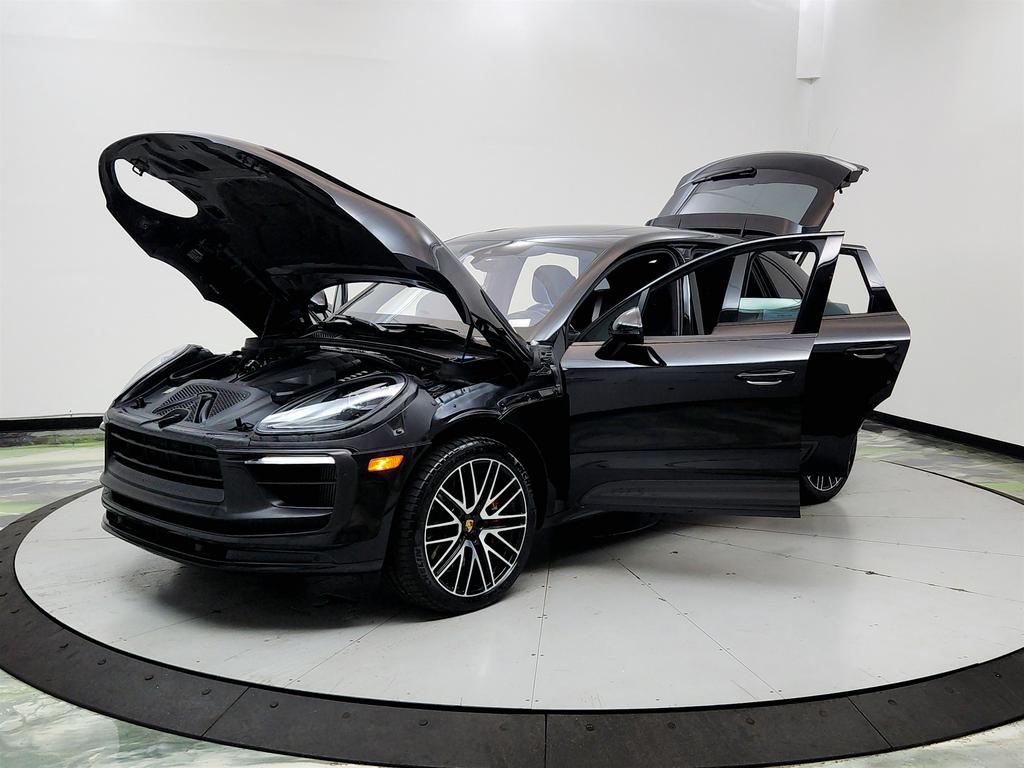 2022 Porsche Macan - $46,650