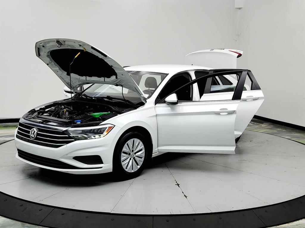 2019 Volkswagen Jetta - $9,950