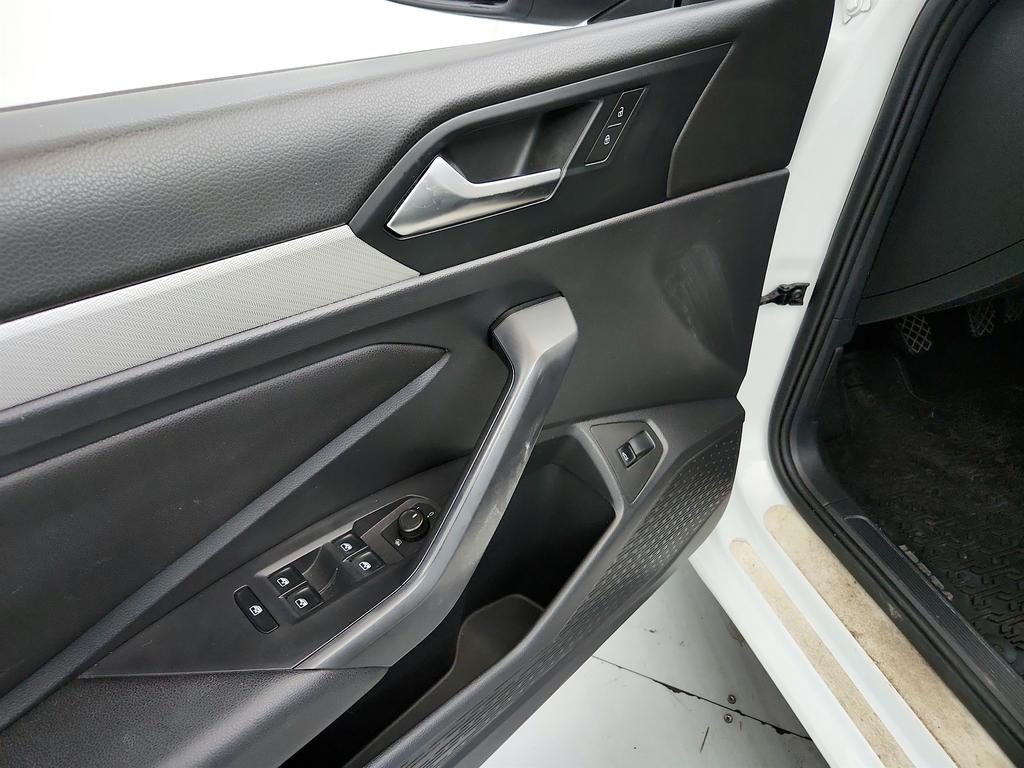 2019 Volkswagen Jetta - $9,950