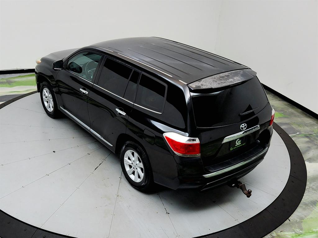 2013 Toyota Highlander - $5,995