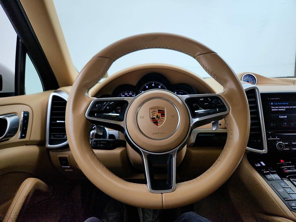 2017 Porsche Cayenne - $15,250