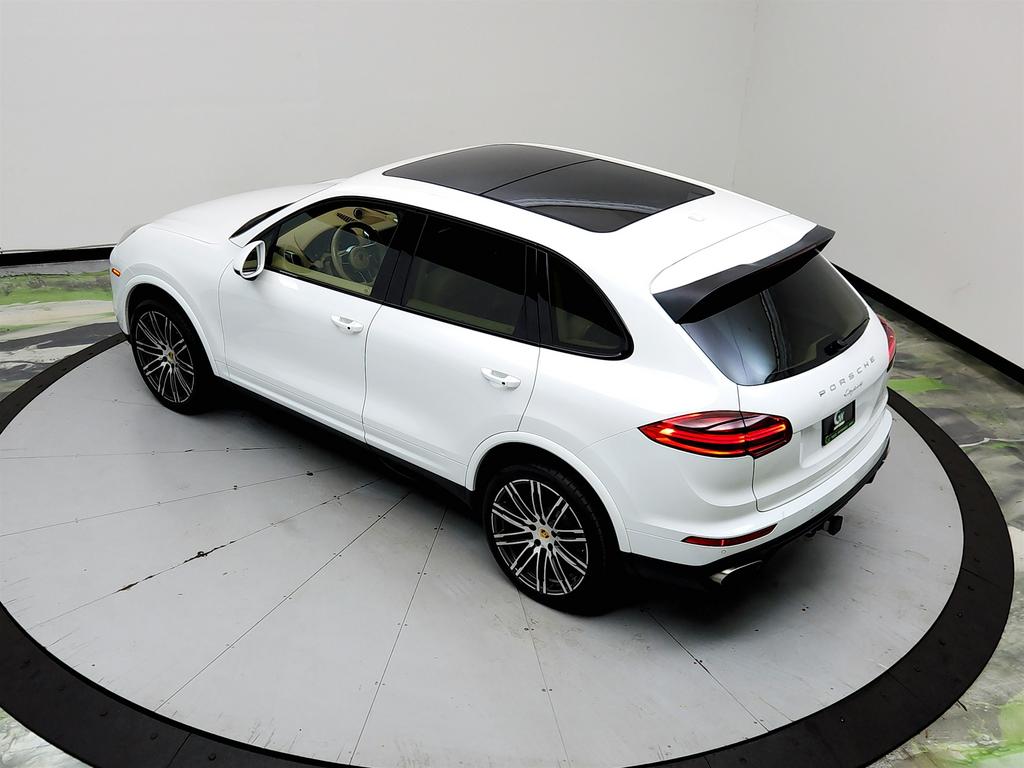 2017 Porsche Cayenne - $15,250