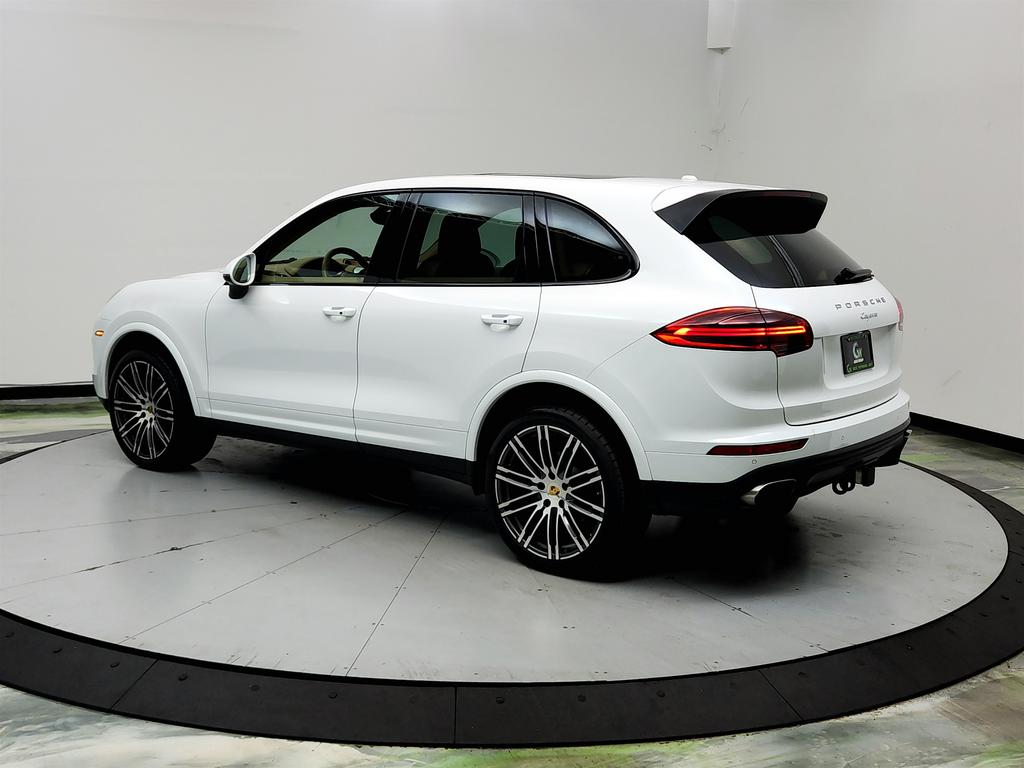 2017 Porsche Cayenne - $15,250