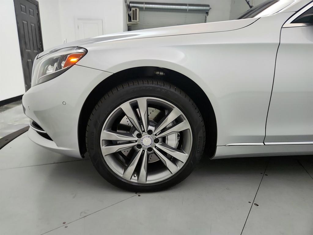 2014 Mercedes-Benz S-class - $17,450