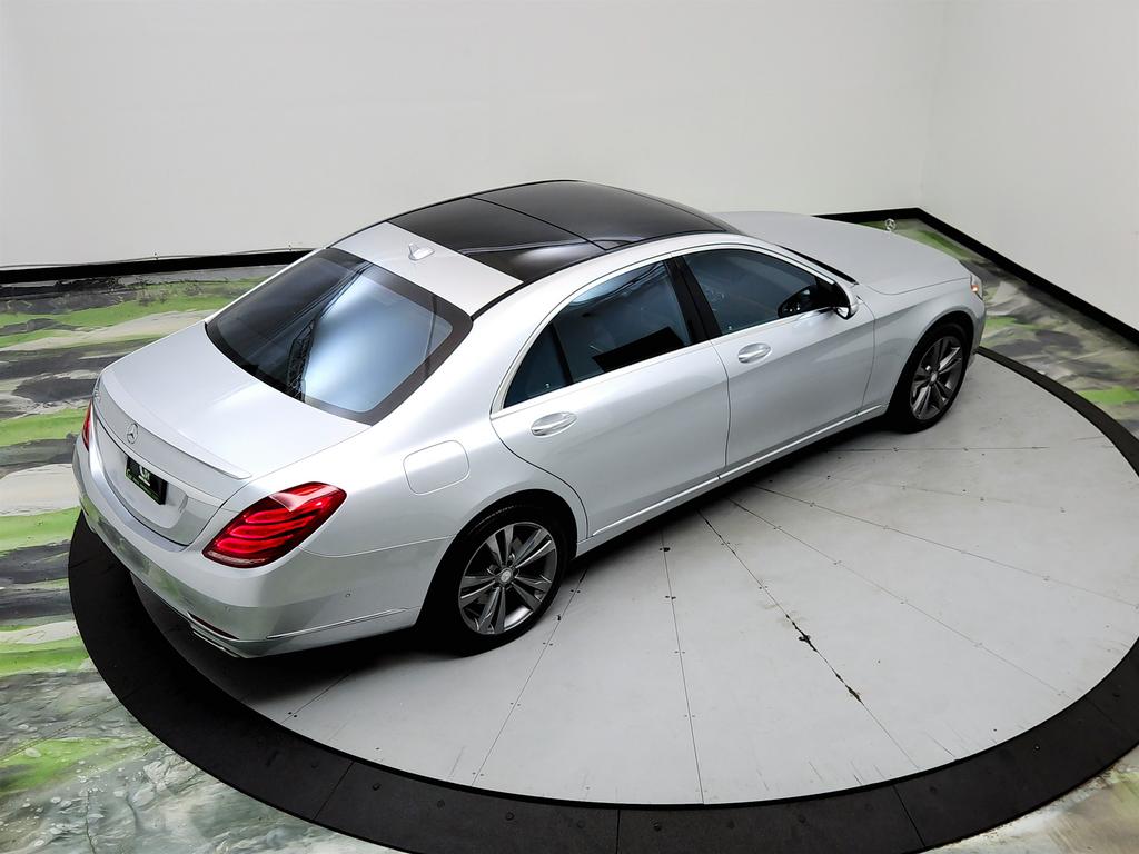 2014 Mercedes-Benz S-class - $17,450