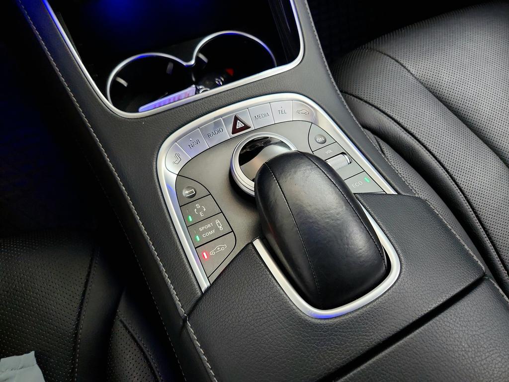 2014 Mercedes-Benz S-class - $17,450