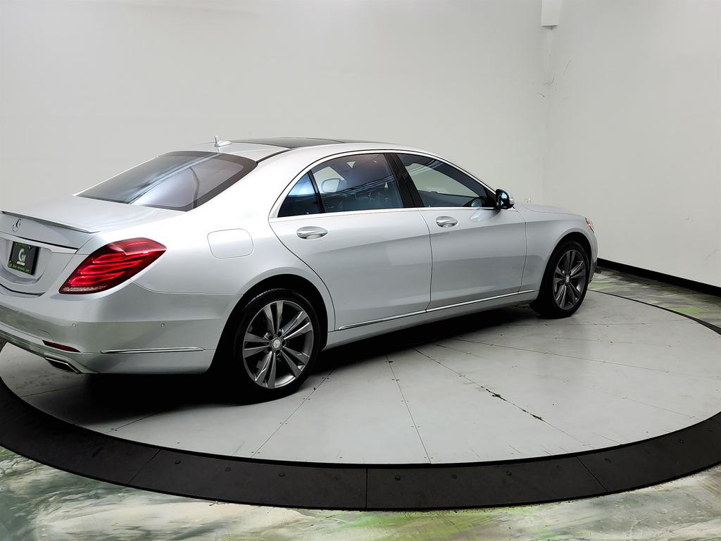 2014 Mercedes-Benz S-class - $17,450