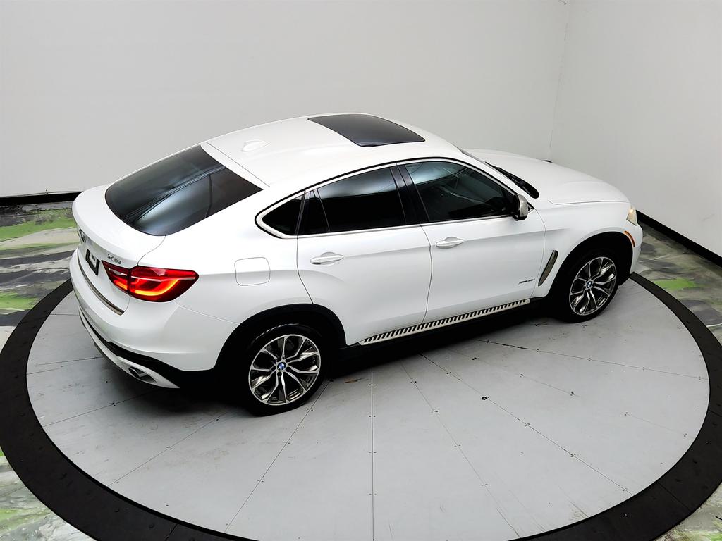 2016 BMW X6 - $15,289