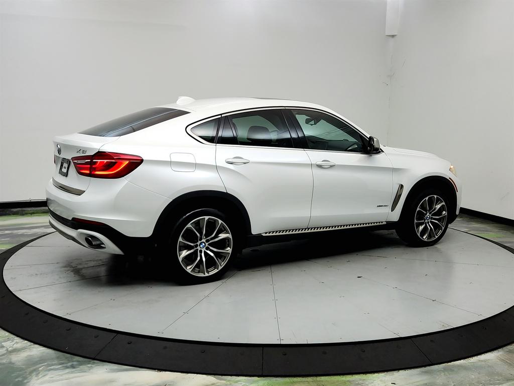 2016 BMW X6 - $15,289