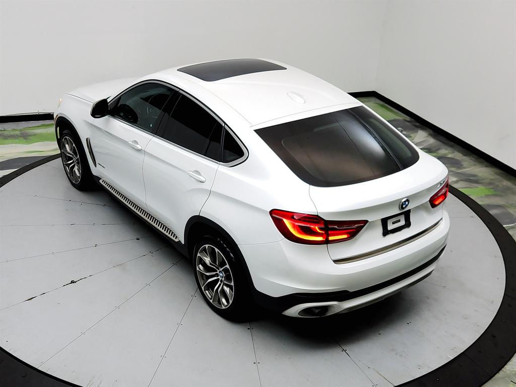 2016 BMW X6 - $15,289