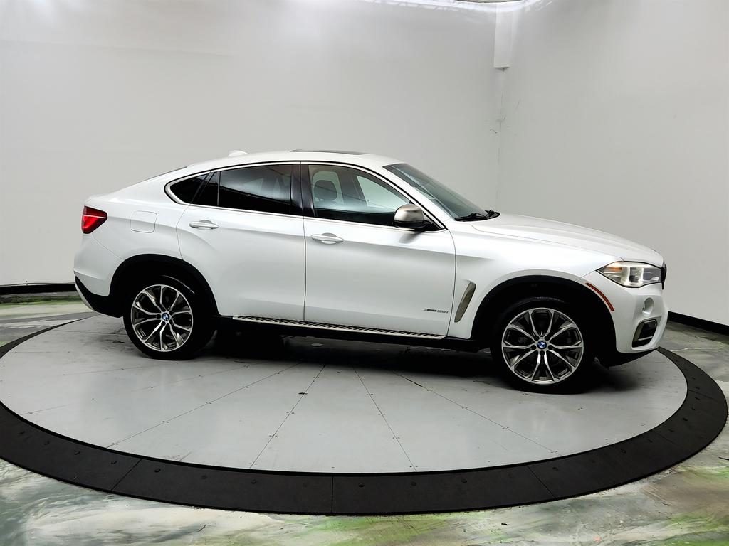 2016 BMW X6 - $15,289