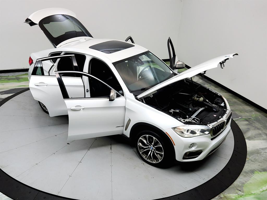 2016 BMW X6 - $15,289