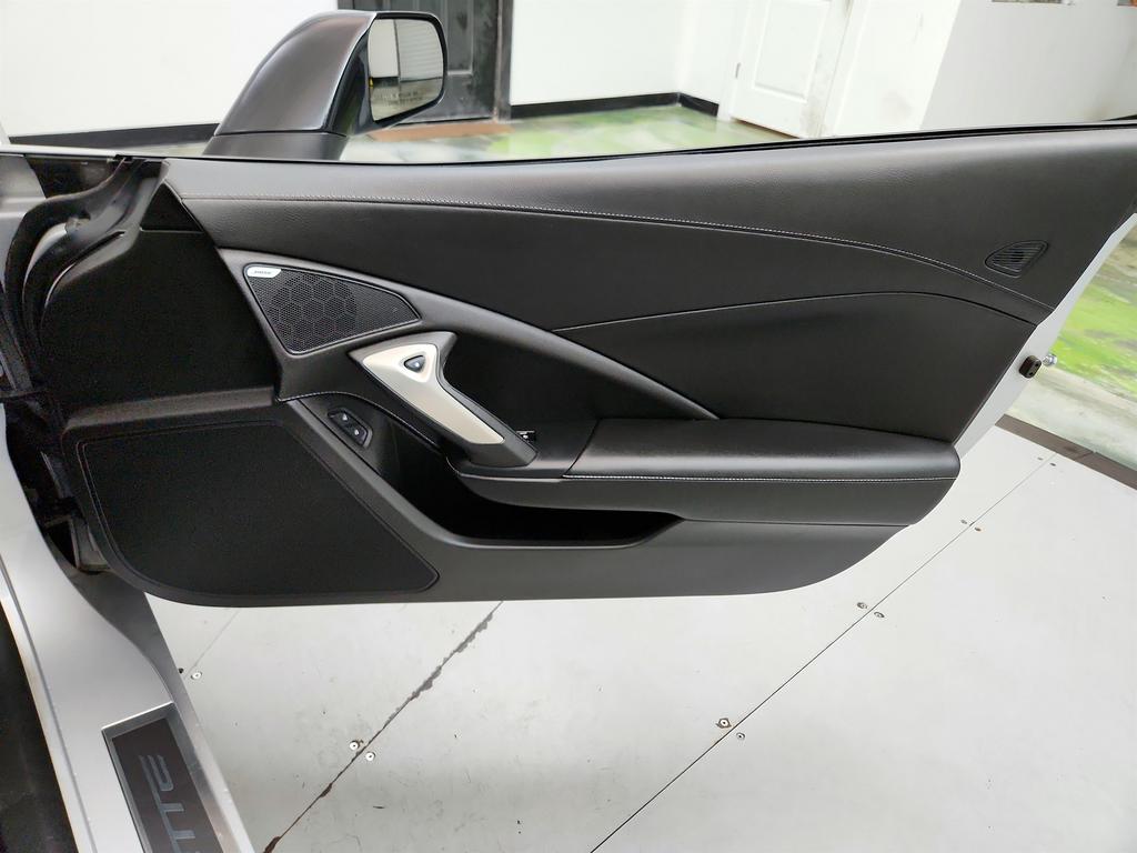 2015 Chevrolet Corvette - $28,450