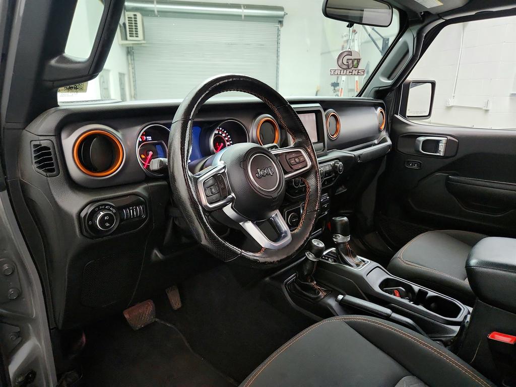 2020 Jeep Gladiator - $26,250